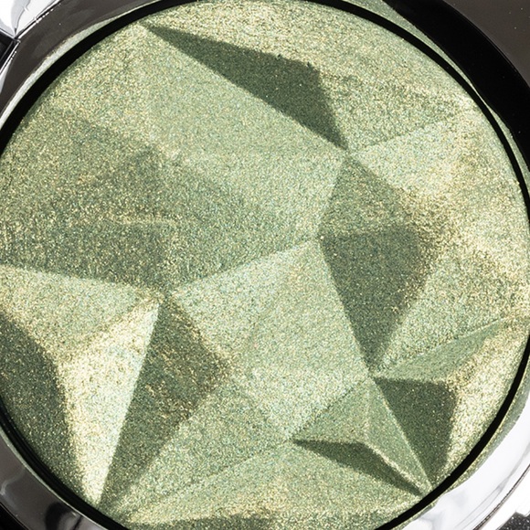 MAC Cosmetics limited edition eyeshadow “JingleTingle” - Picture 3 of 4